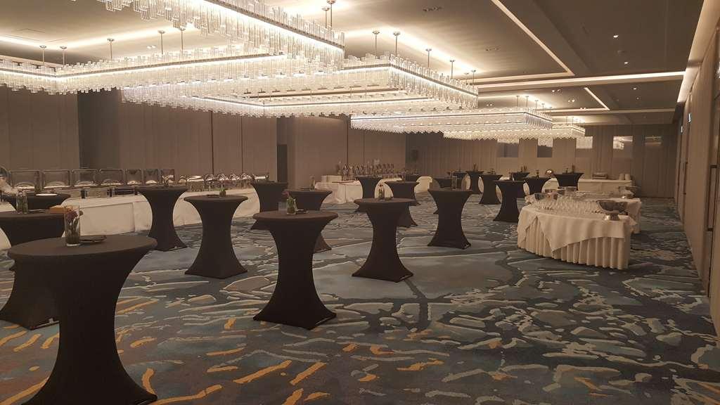 Tangla Hotel Brussels Kraainem Einrichtungen foto The ballroom
